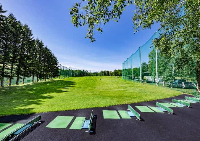 DRIVING RANGE